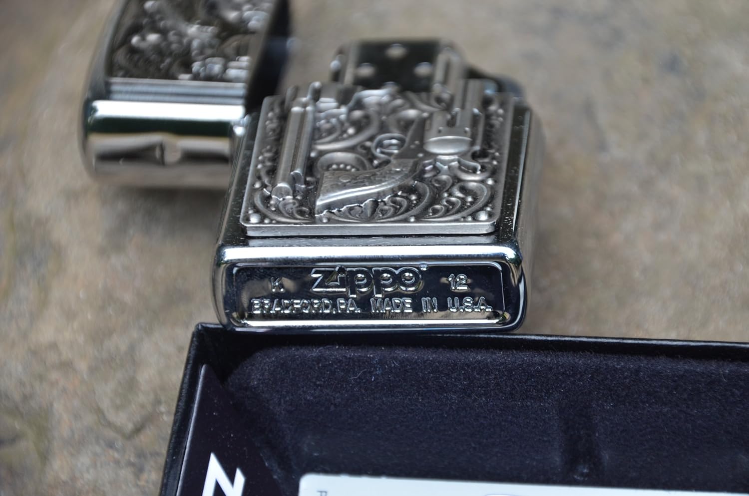 Zippo 2001654 No.200 Revolver Emblem Cigarette Lighter